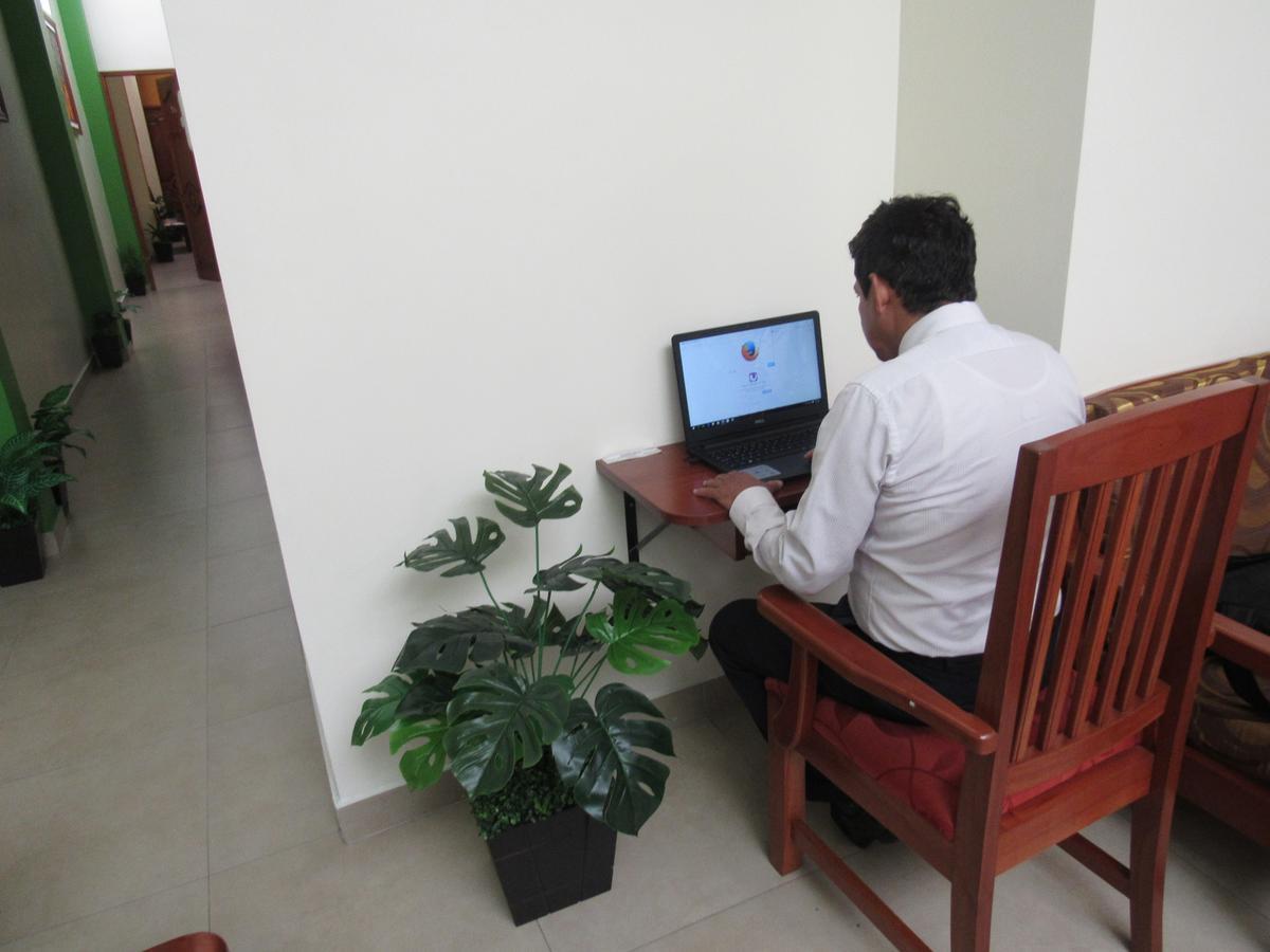 Alojamiento El Cardenal Iquitos Ngoại thất bức ảnh